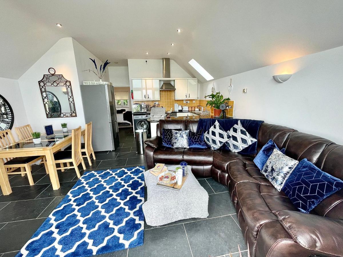 The Mermaids Watch Pendine Dog Friendly With Cymru Holidays المظهر الخارجي الصورة